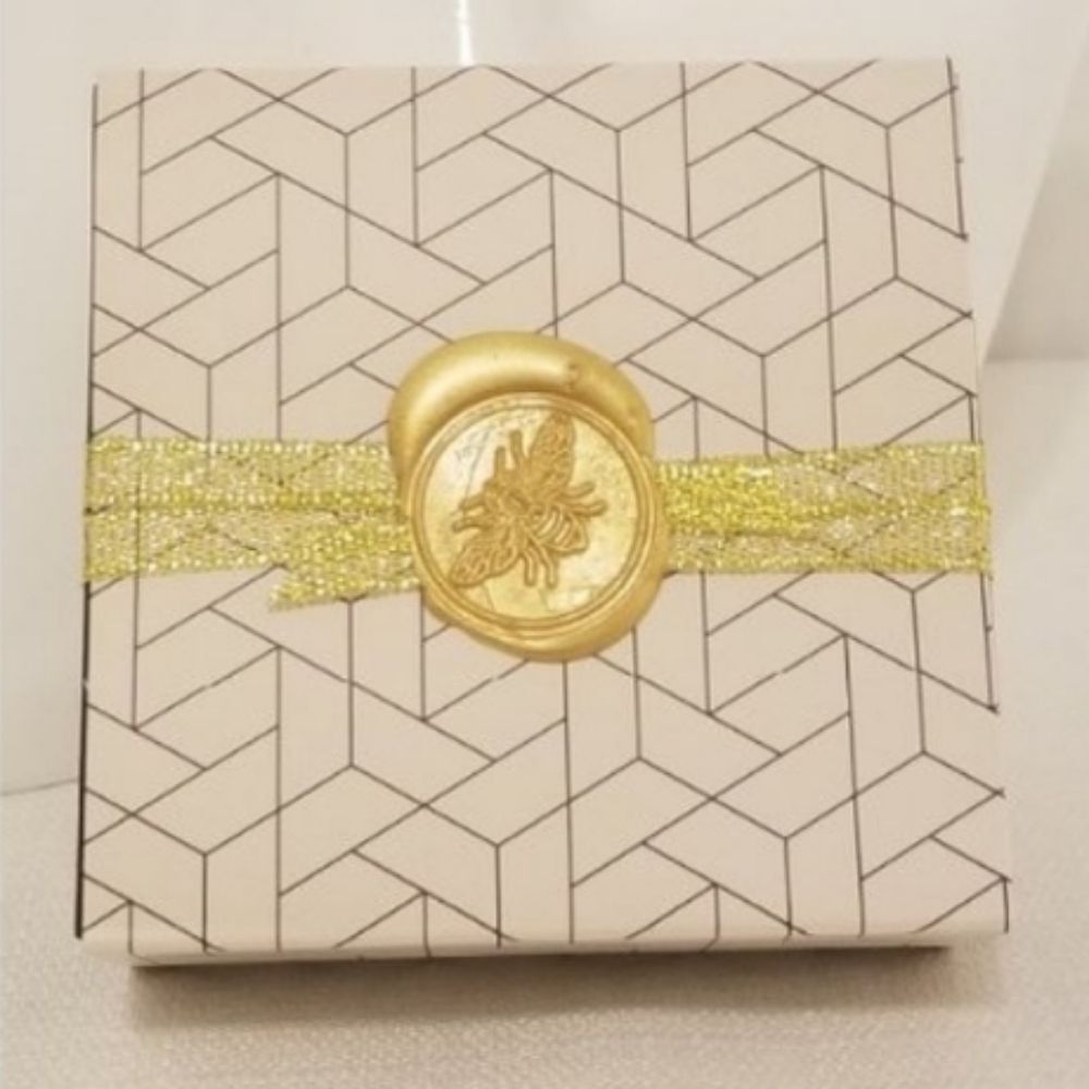Upgrade: Gift Wrapping for Jewelry